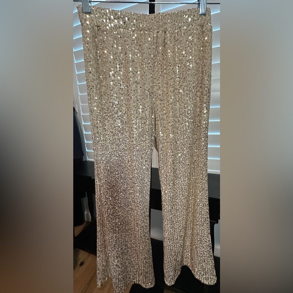 Aqua | Allover Sequin Flare Pant - Picture 4 of 5